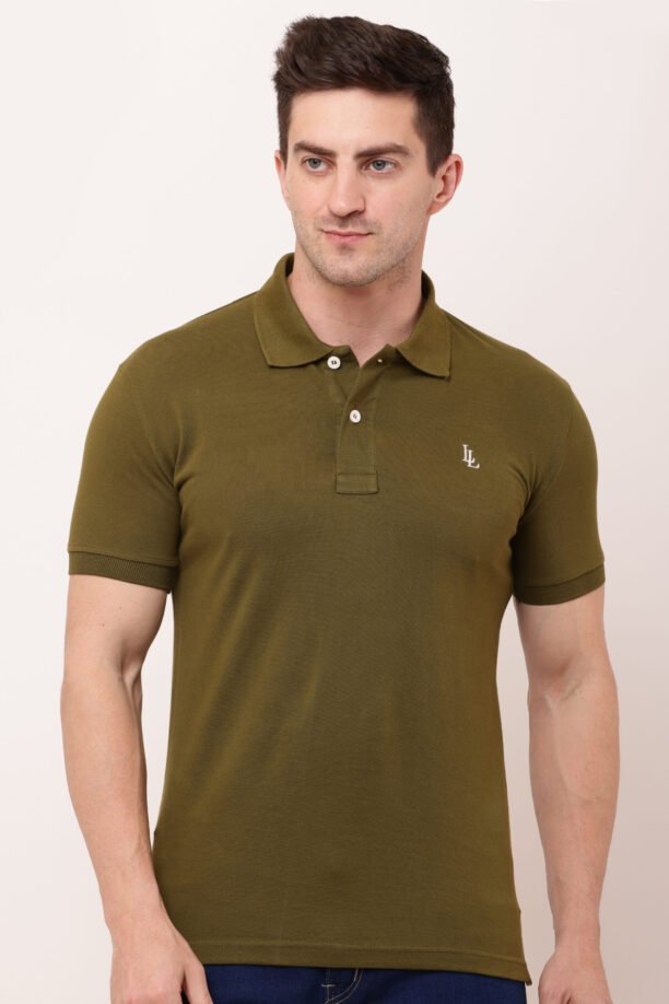 Men Green Solid Polo Neck T-shirt - Image 2