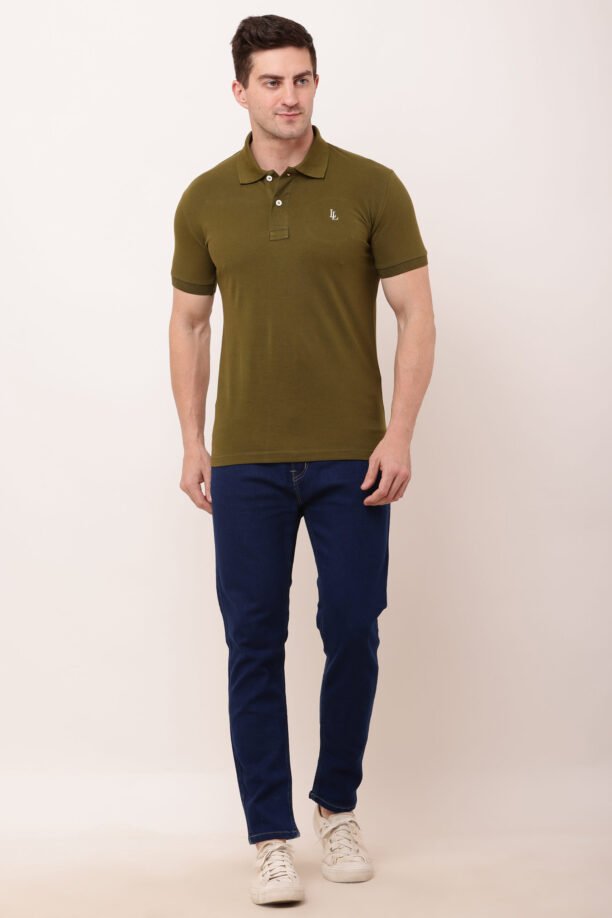 Men Green Solid Polo Neck T-shirt - Image 3