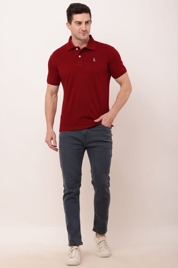 Men Maroon Solid Polo Neck T-shirt - Image 2